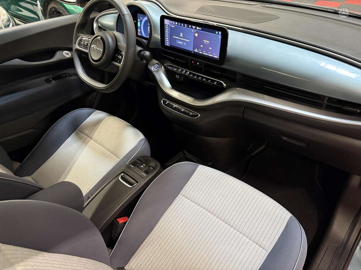 Fiat 500, 42 кВт·ч, Хэтчбек