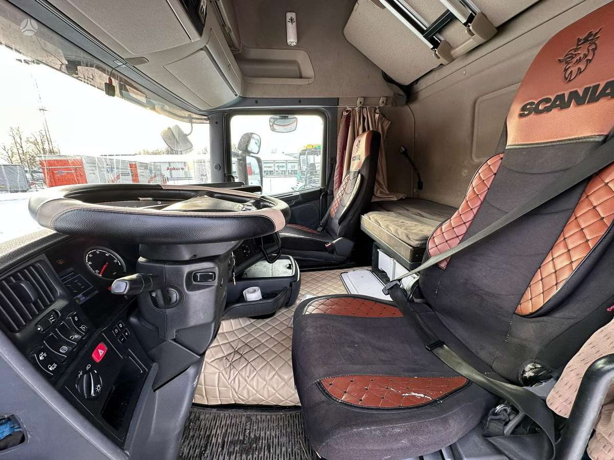 Scania R 420, double sleeper