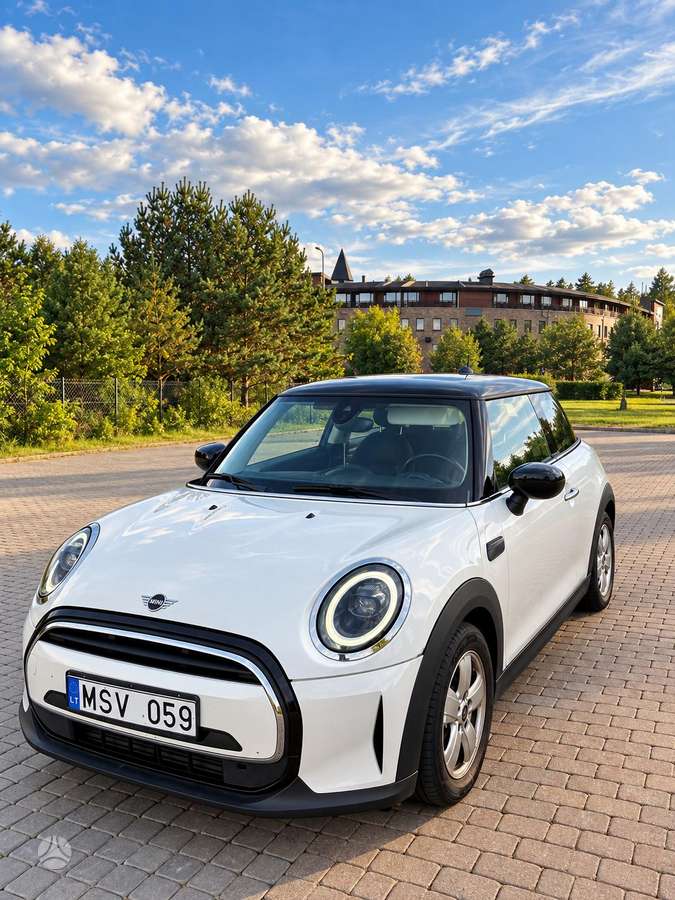 Mini Cooper, 1.5 l., Хэтчбек