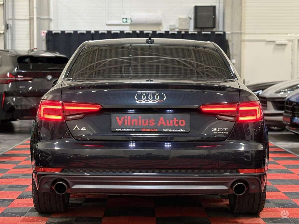 Audi A4, 2.0 l., Седан