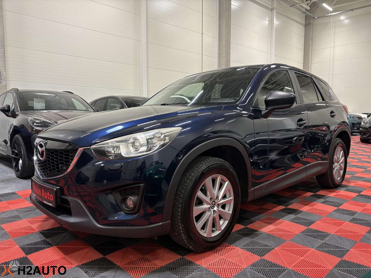 Mazda CX-5, 2.2 l., off-road / crossover