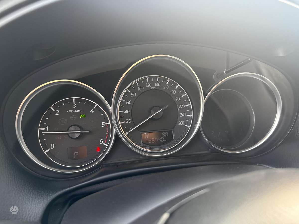 Mazda CX-5, 2.2 l., Минивэн