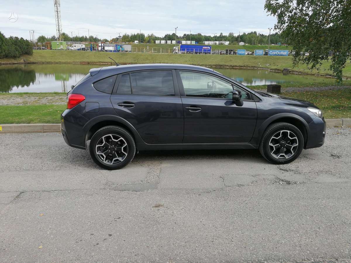 Subaru XV, 2.0 l., off-road / crossover