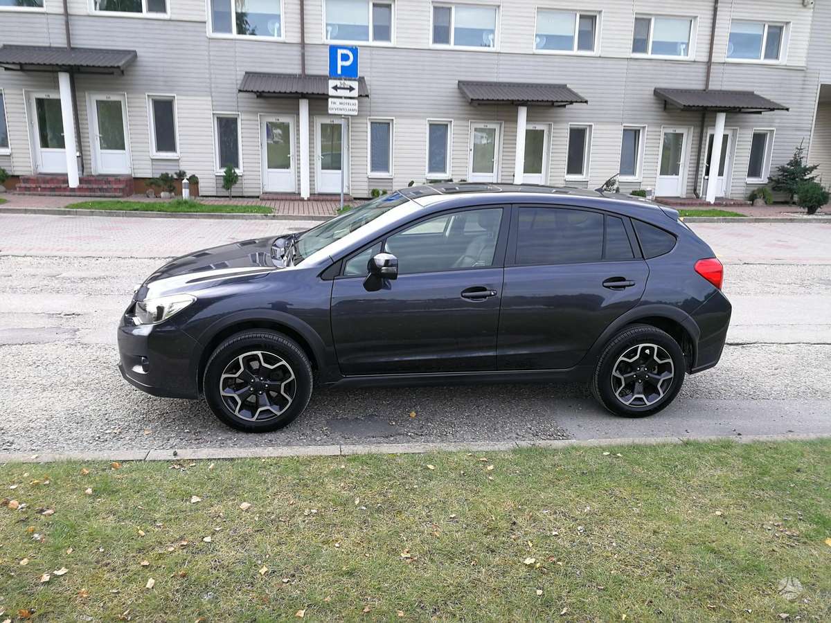 Subaru XV, 2.0 l., off-road / crossover