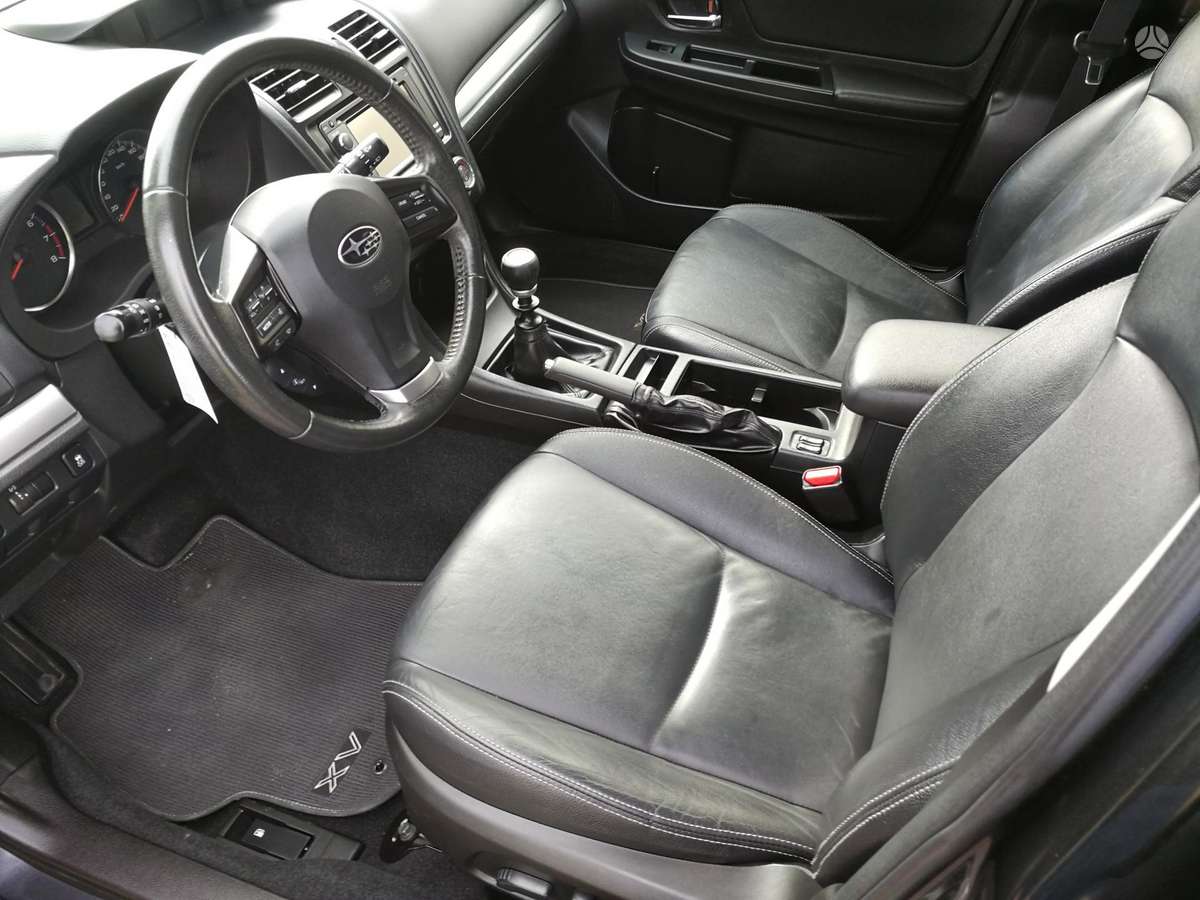 Subaru XV, 2.0 l., off-road / crossover