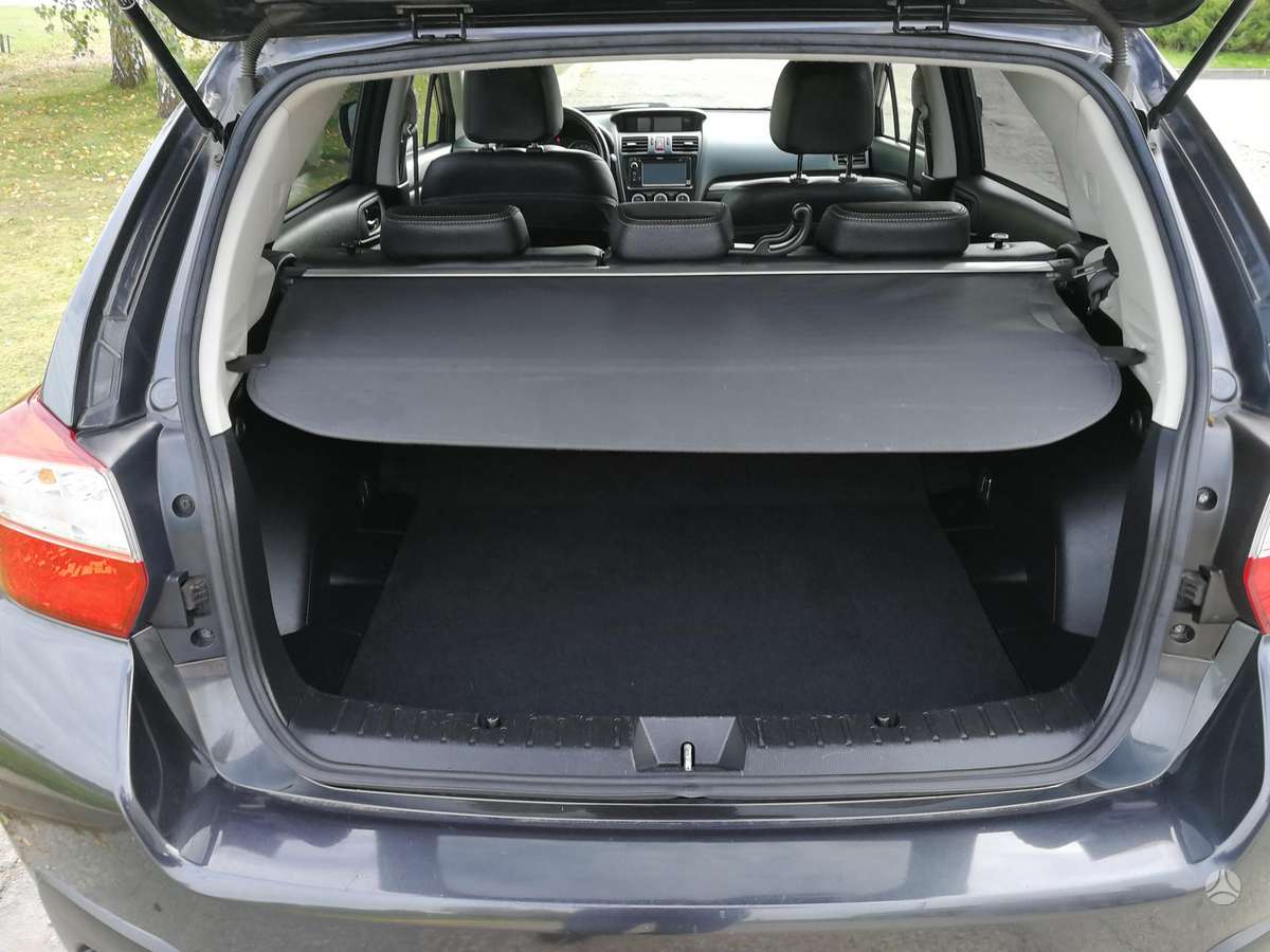 Subaru XV, 2.0 l., off-road / crossover