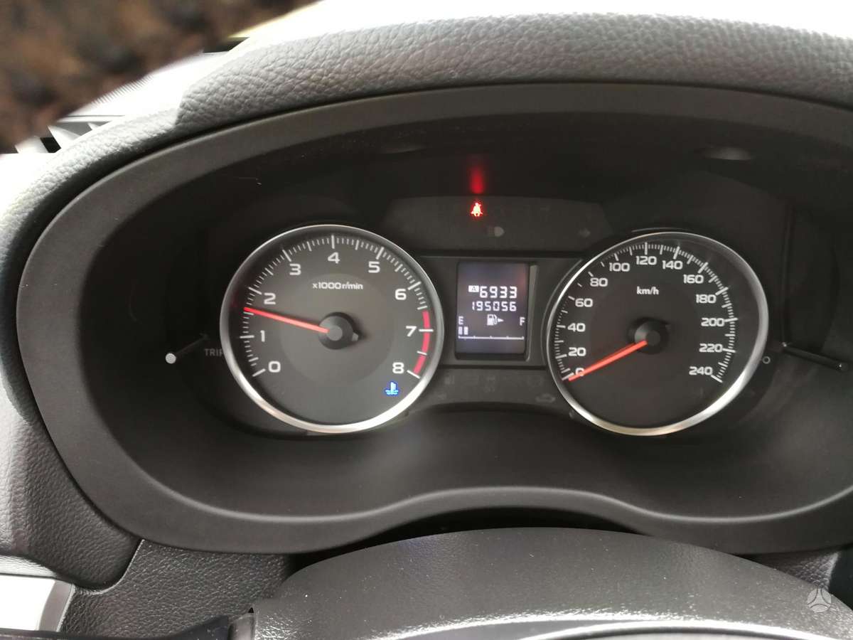 Subaru XV, 2.0 l., off-road / crossover