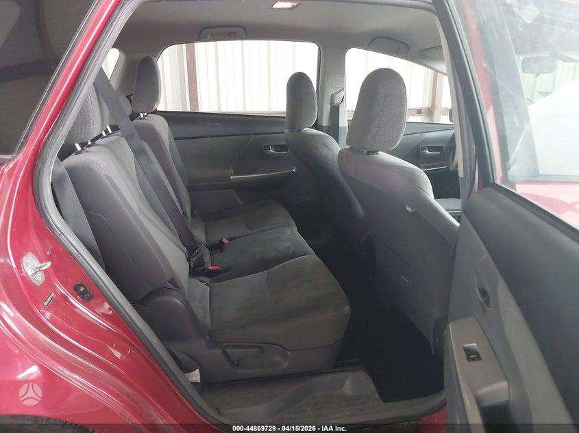 Toyota Prius+ по частям. Usa dalimis