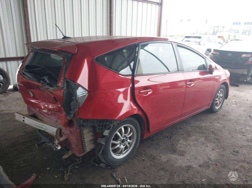 Toyota Prius+ dalimis. Usa dalimis