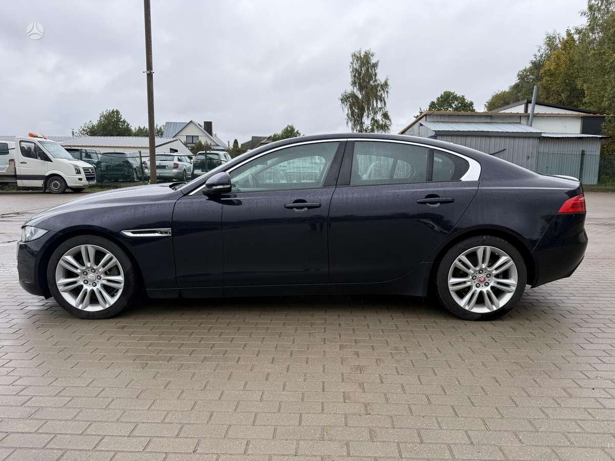 Jaguar XE, 2.0 l., Седан