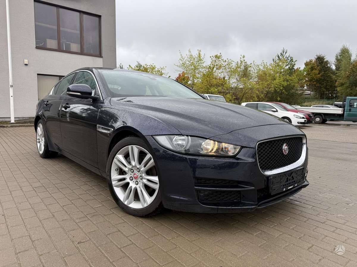 Jaguar XE, 2.0 l., Седан
