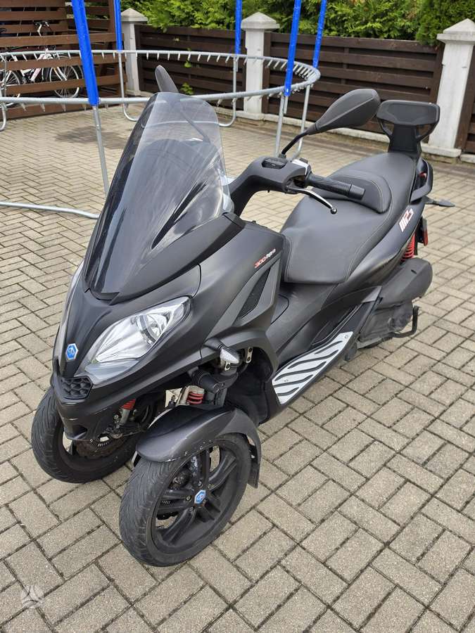 Piaggio MP3 300cc, tricikli
