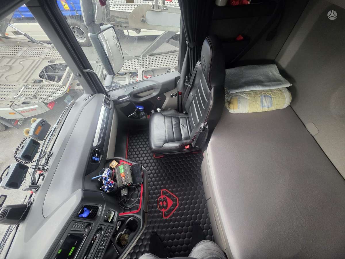 Scania V8, auto vedēji
