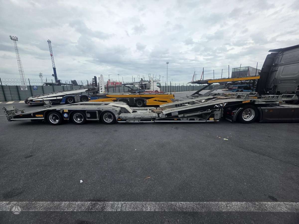 Scania V8, auto transporters