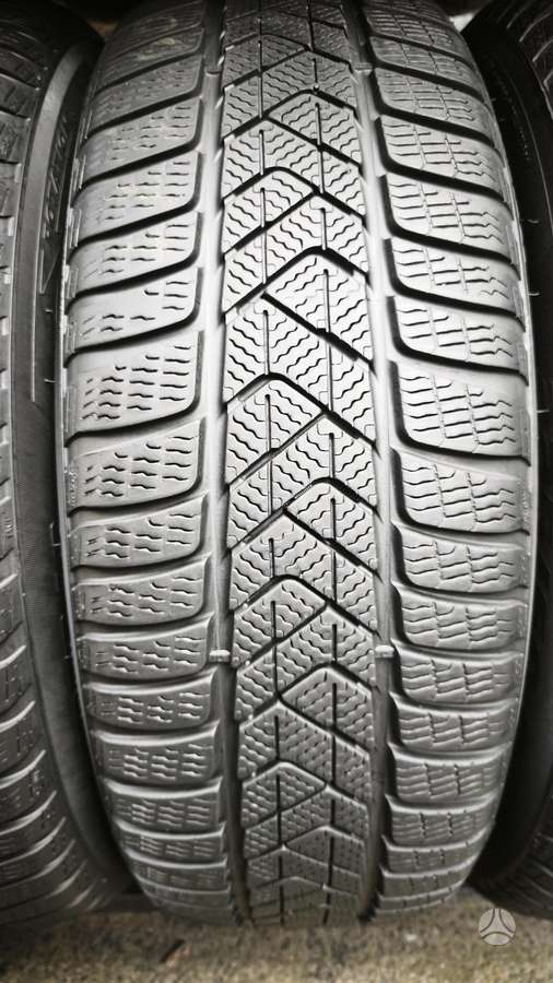 Pirelli Sottozero 3, winter 225/60 R18