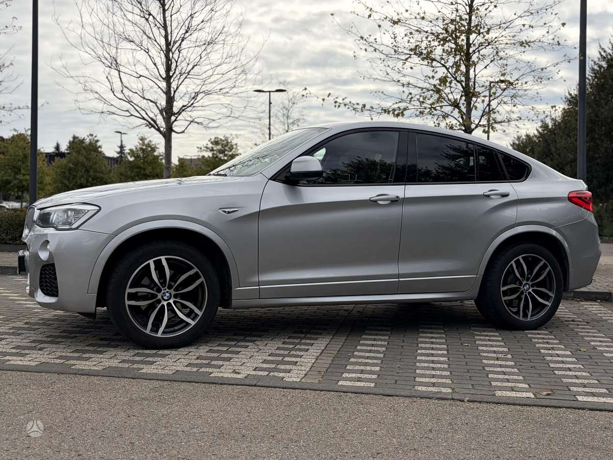 BMW X4, 3.0 l., sedanas