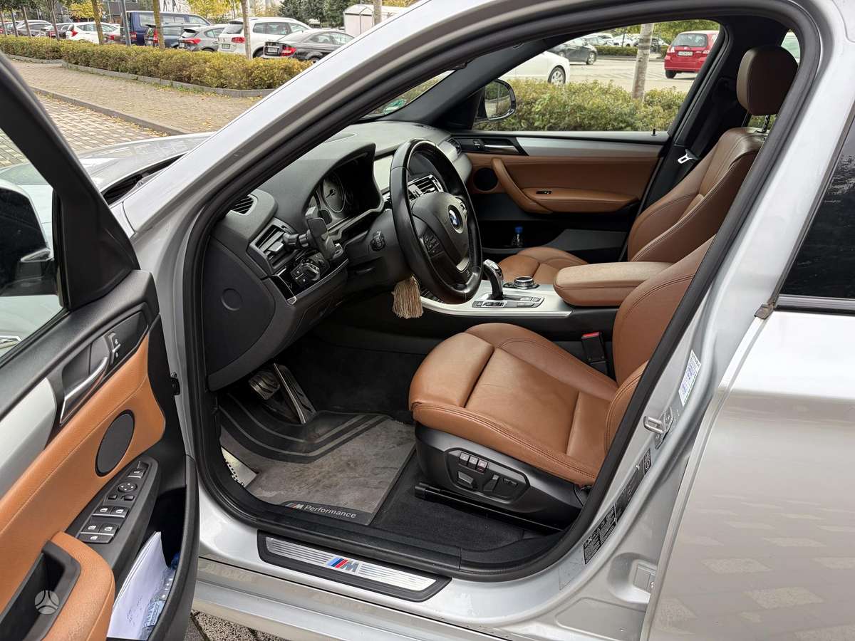 BMW X4, 3.0 l., sedanas