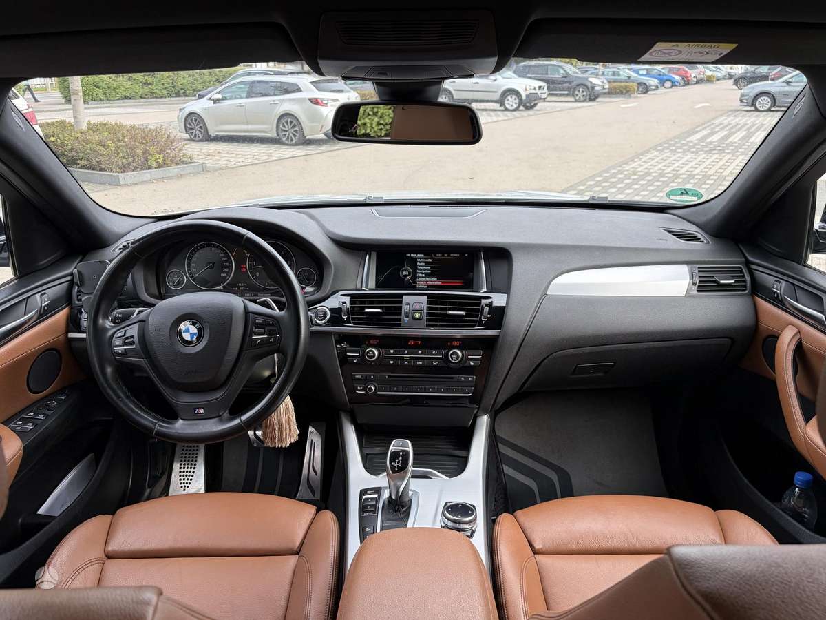 BMW X4, 3.0 l., sedanas