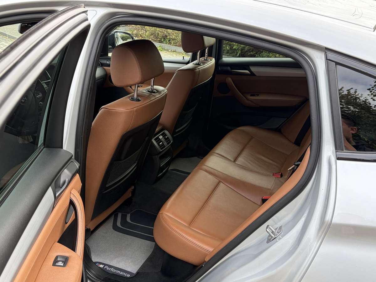 BMW X4, 3.0 l., sedanas