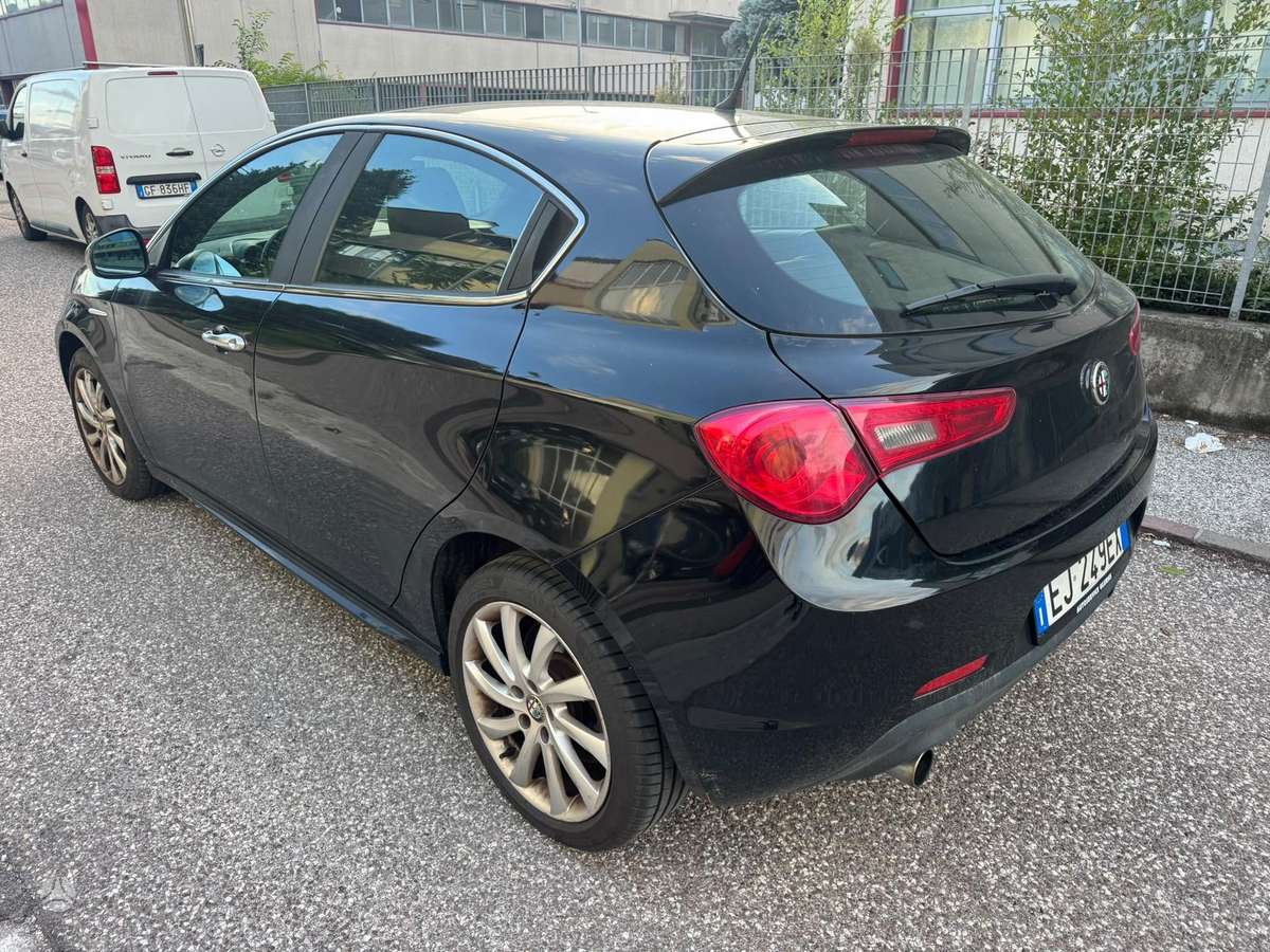 Alfa Romeo Giulietta, 2.0 l., hatchback