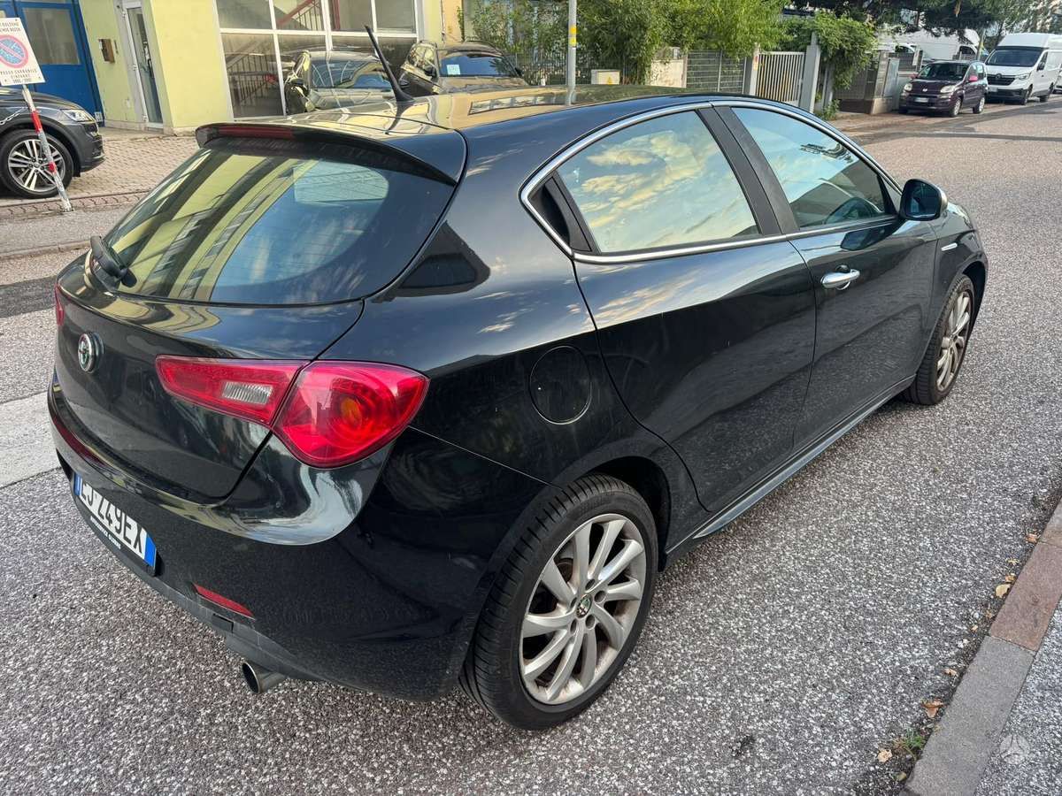 Alfa Romeo Giulietta, 2.0 l., hatchback
