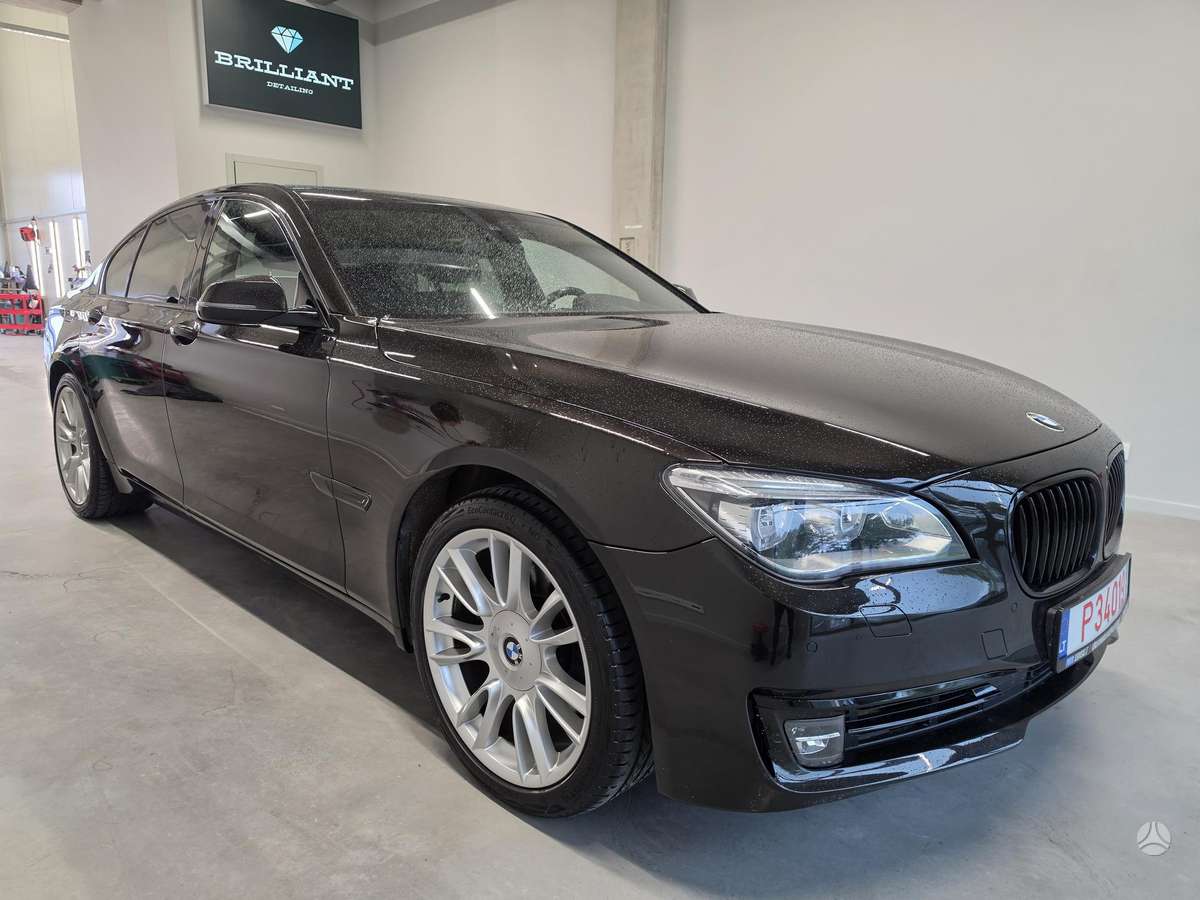 BMW 730, 3.0 l., sedanas