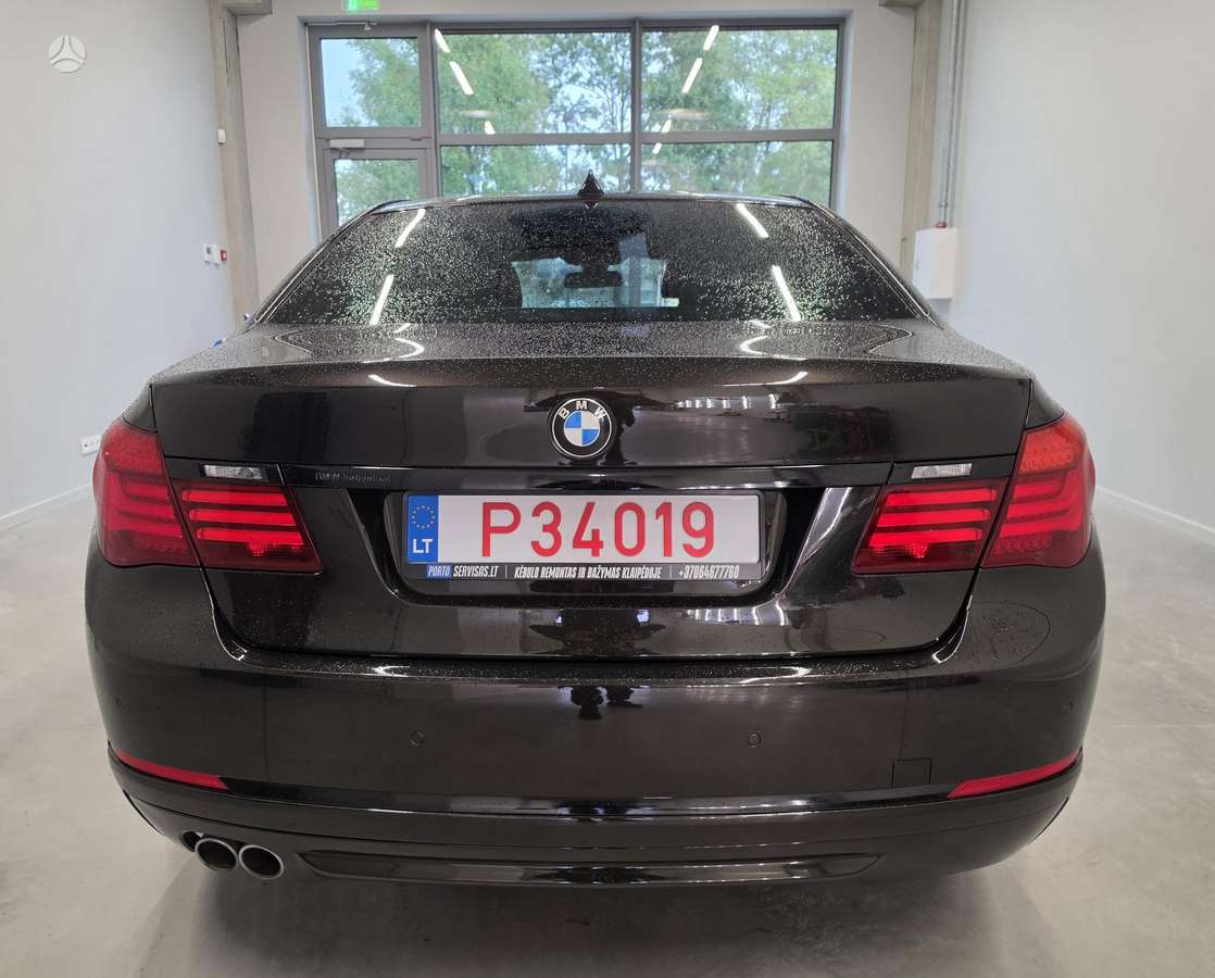 BMW 730, 3.0 l., Седан