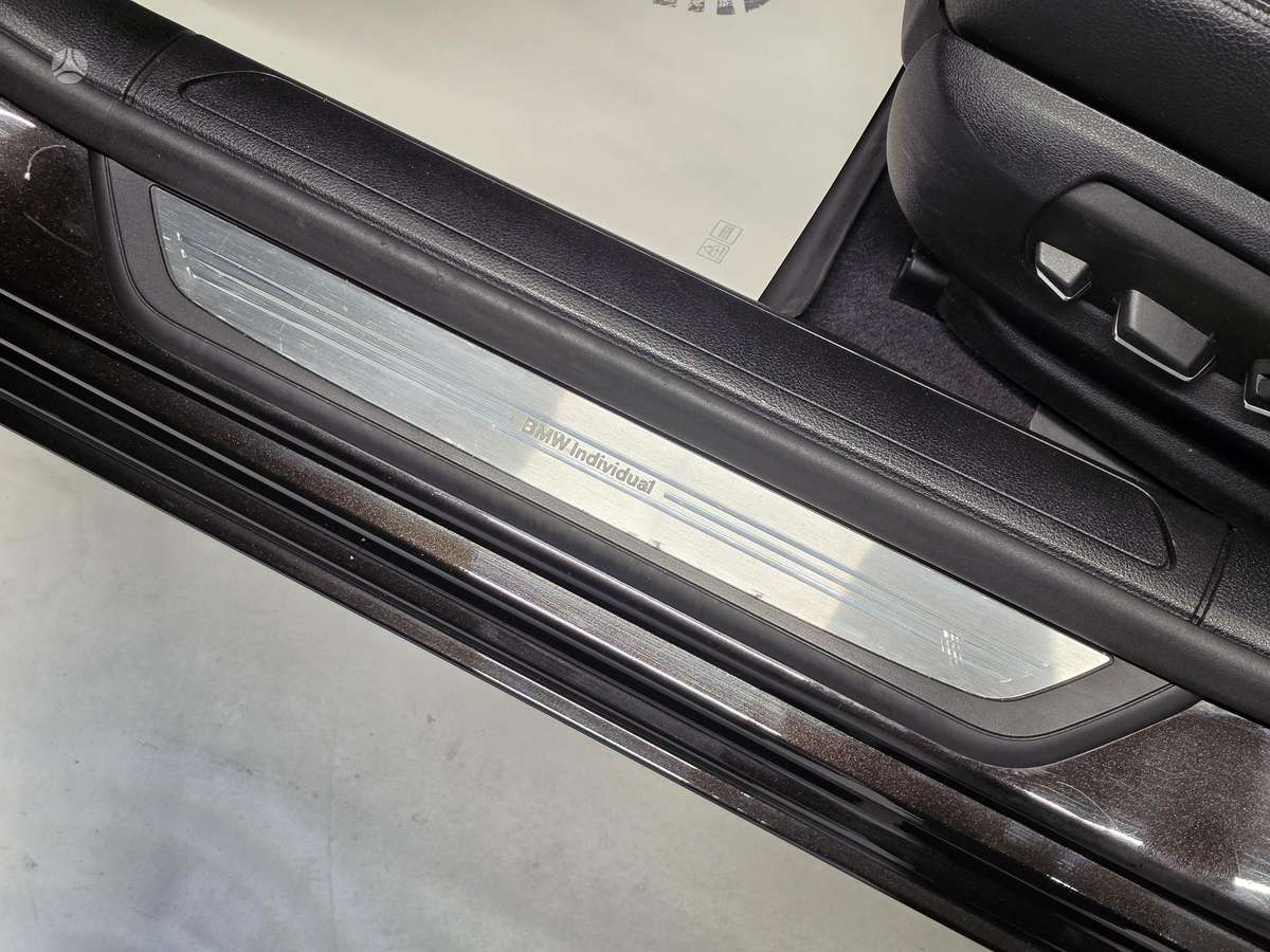 BMW 730, 3.0 l., Седан