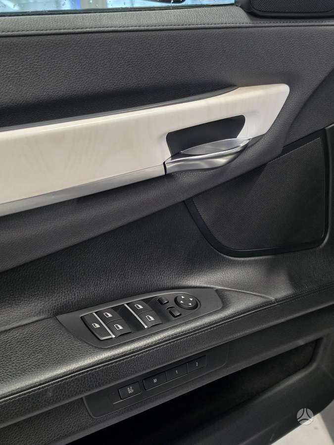 BMW 730, 3.0 l., sedanas