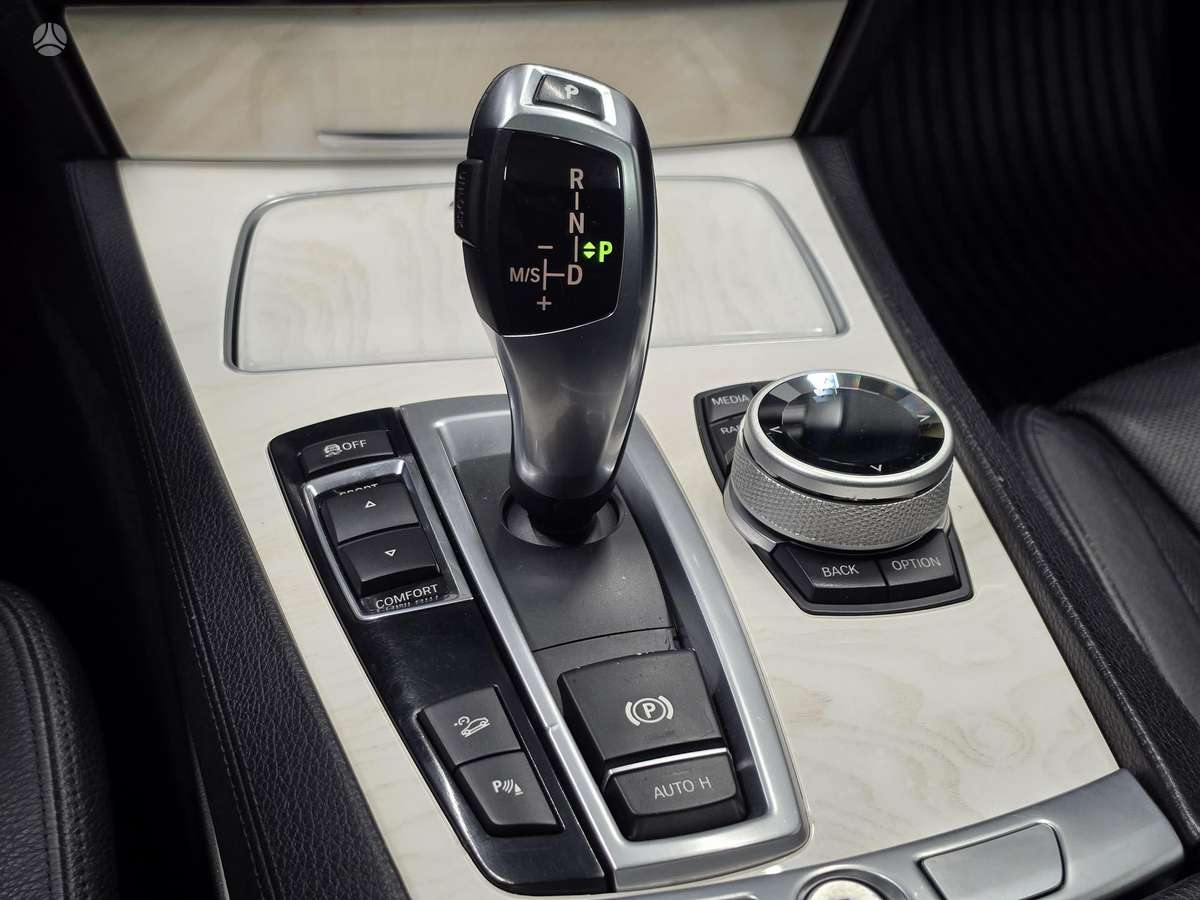 BMW 730, 3.0 l., sedanas