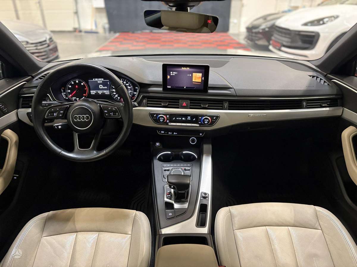 Audi A4, 2.0 l., sedanas