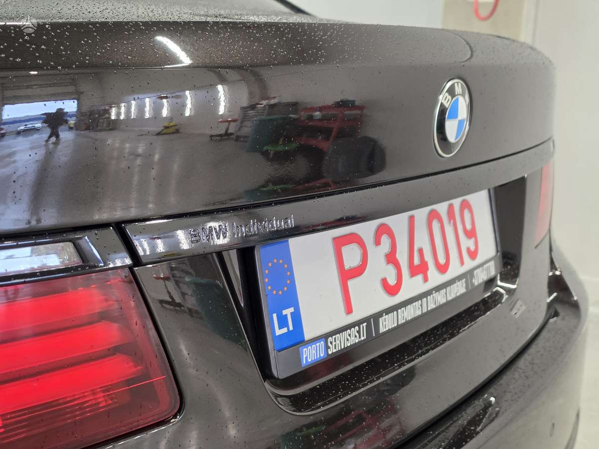 BMW 730, 3.0 l., Седан
