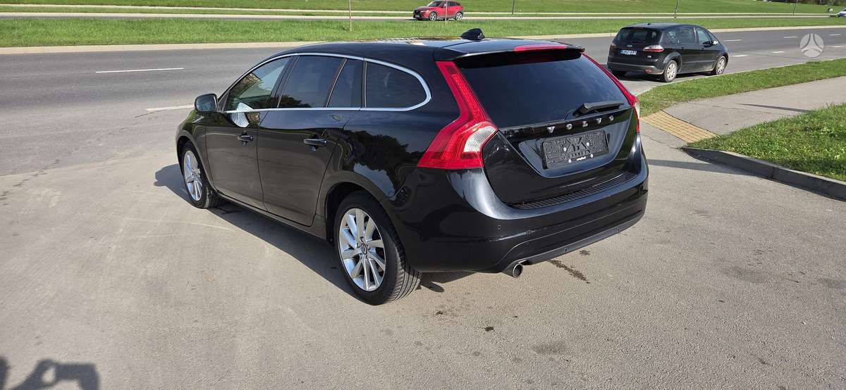 Volvo V60, 2.0 l., Универсал