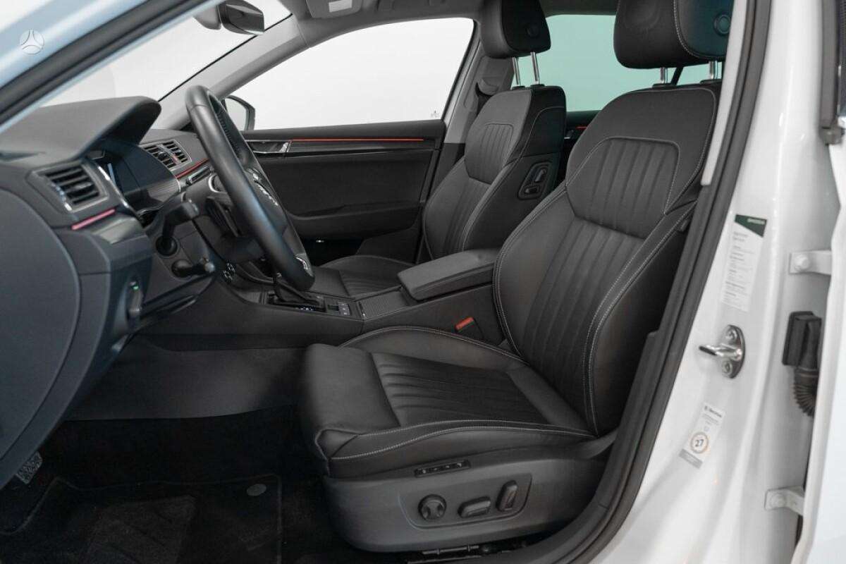 Skoda Superb, 2.0 l., Хэтчбек