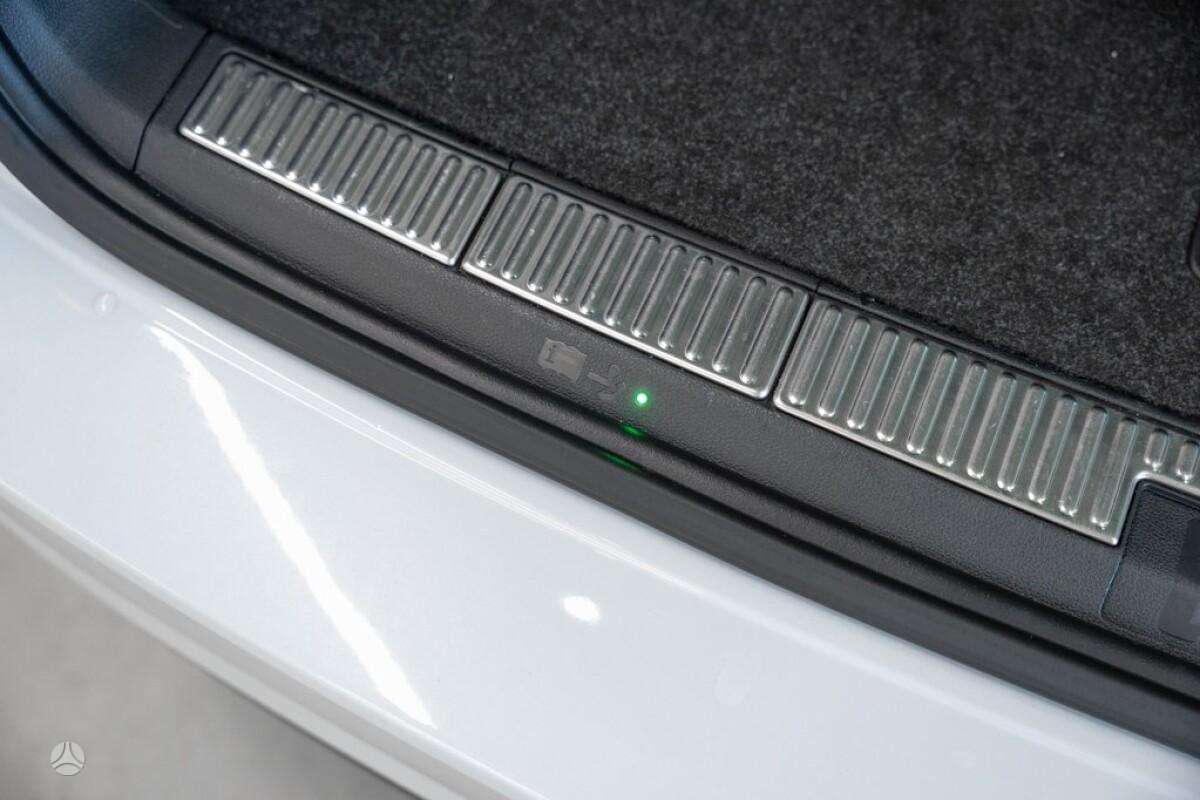 Skoda Superb, 2.0 l., Хэтчбек