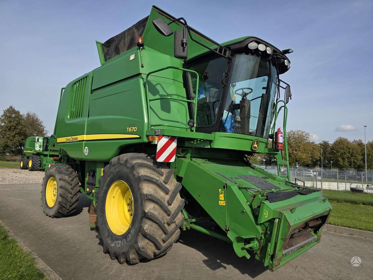 John Deere T670, комбайны