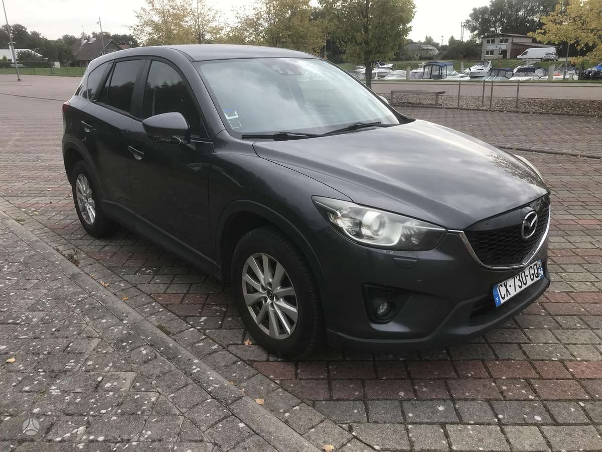 Mazda CX-5, 2.2 l., off-road / crossover