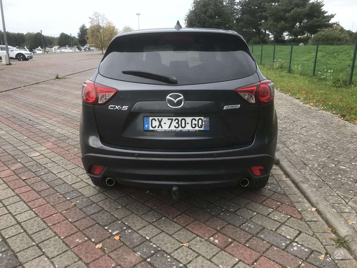 Mazda CX-5, 2.2 l., off-road / crossover