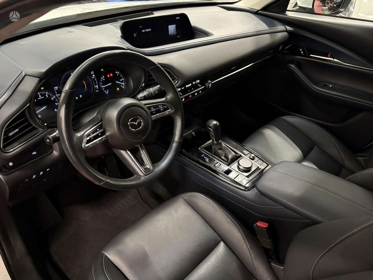 Mazda CX-30, 2.5 l., off-road / crossover