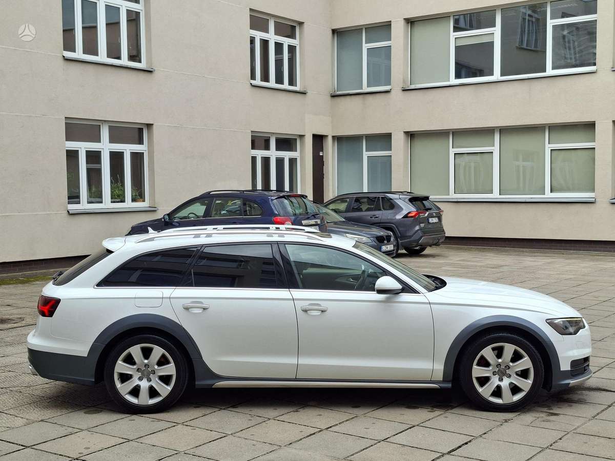 Audi A6 allroad, 3.0 l., Универсал