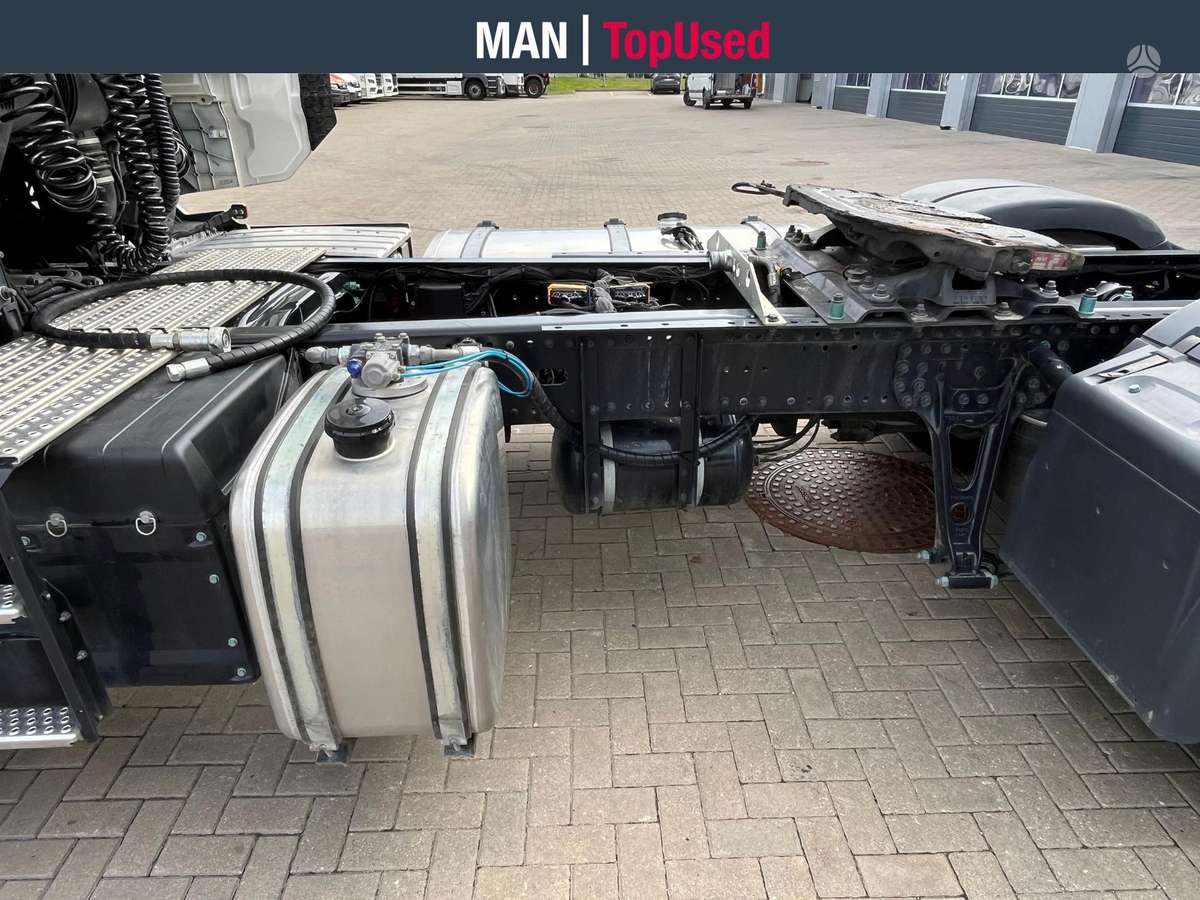 MAN 18.480 4x2 LED su Hidraulika (5809), double sleeper
