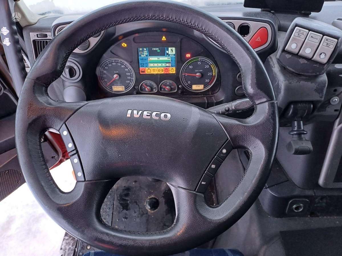 Iveco Stralis, auto transporters