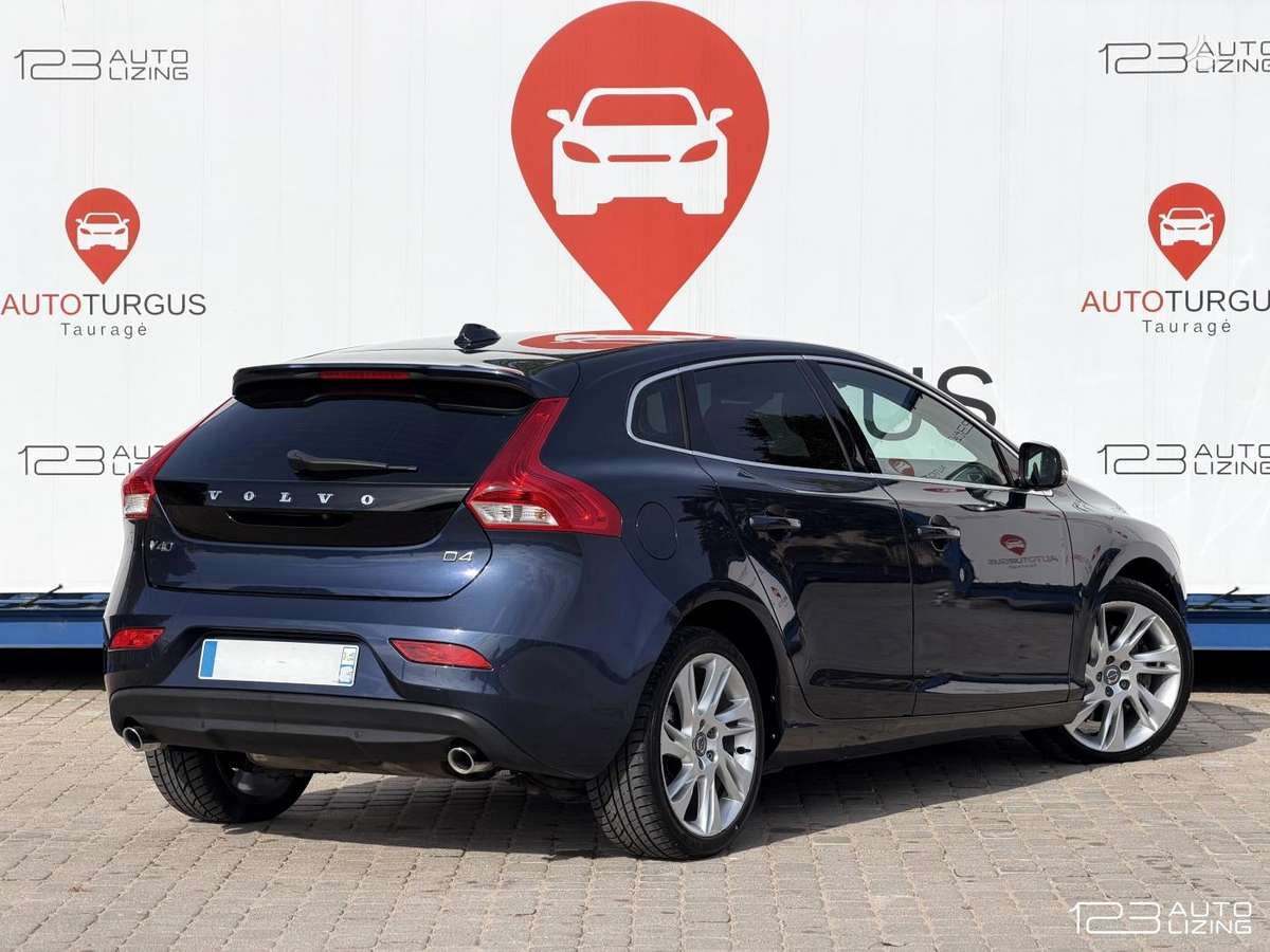 Volvo V40, 2.0 l., Хэтчбек
