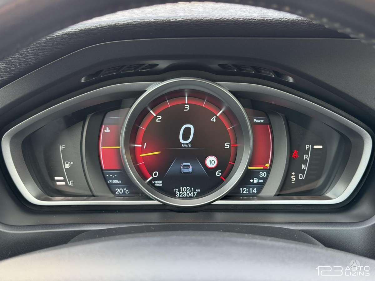 Volvo V40, 2.0 l., Хэтчбек