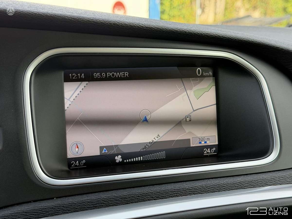 Volvo V40, 2.0 l., Хэтчбек
