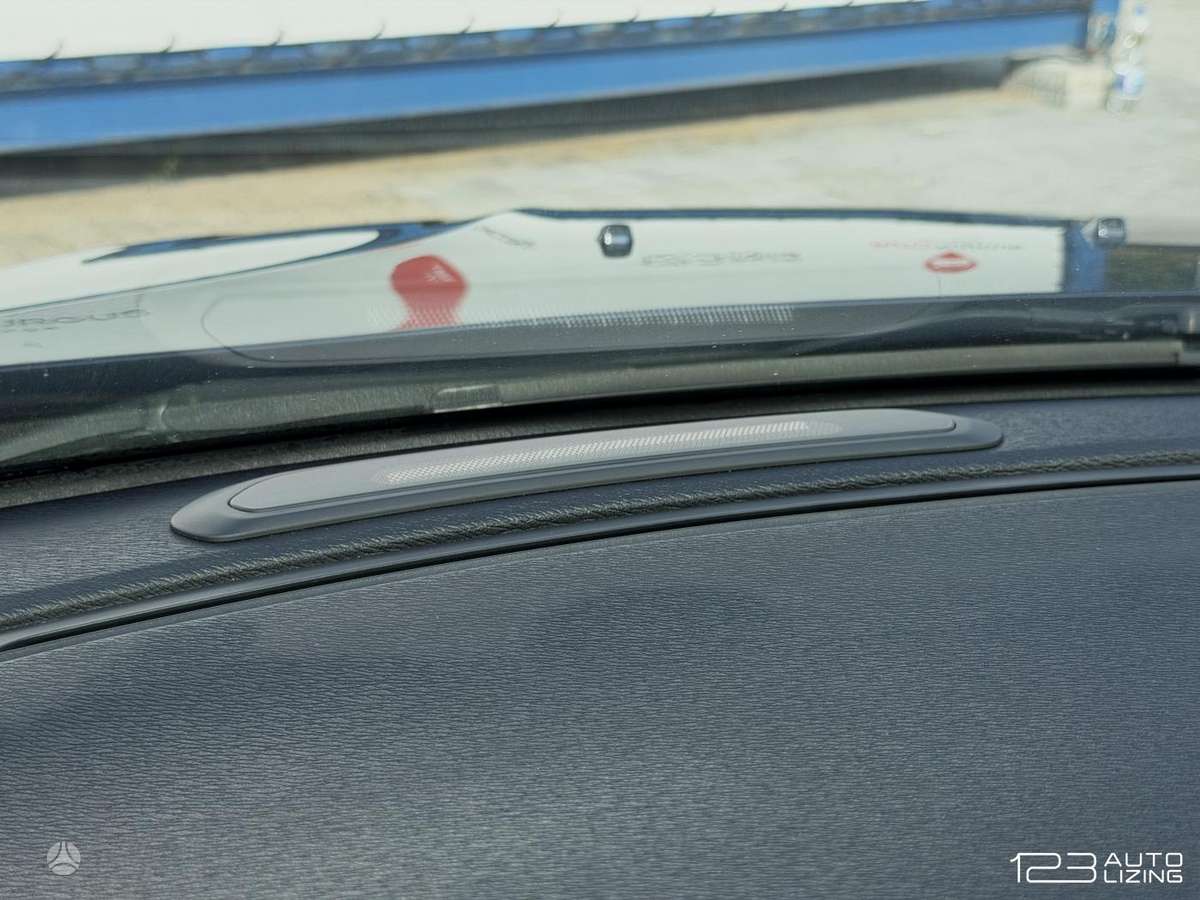 Volvo V40, 2.0 l., Хэтчбек