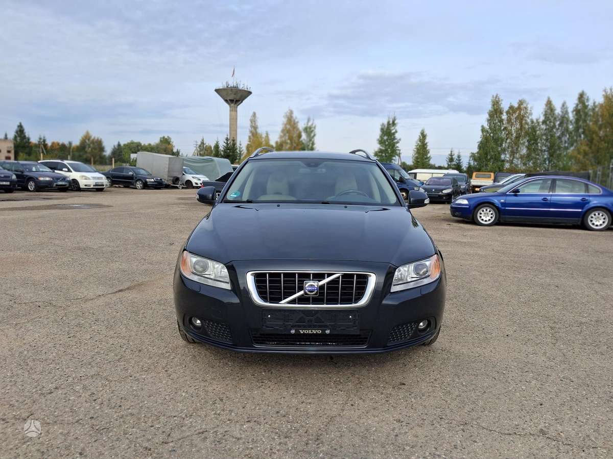 Volvo V70, 2.4 l., wagon