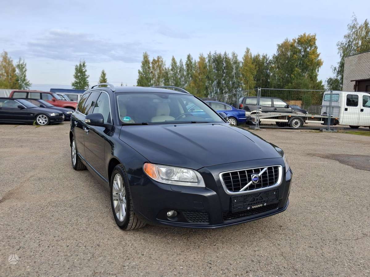 Volvo V70, 2.4 l., universalas