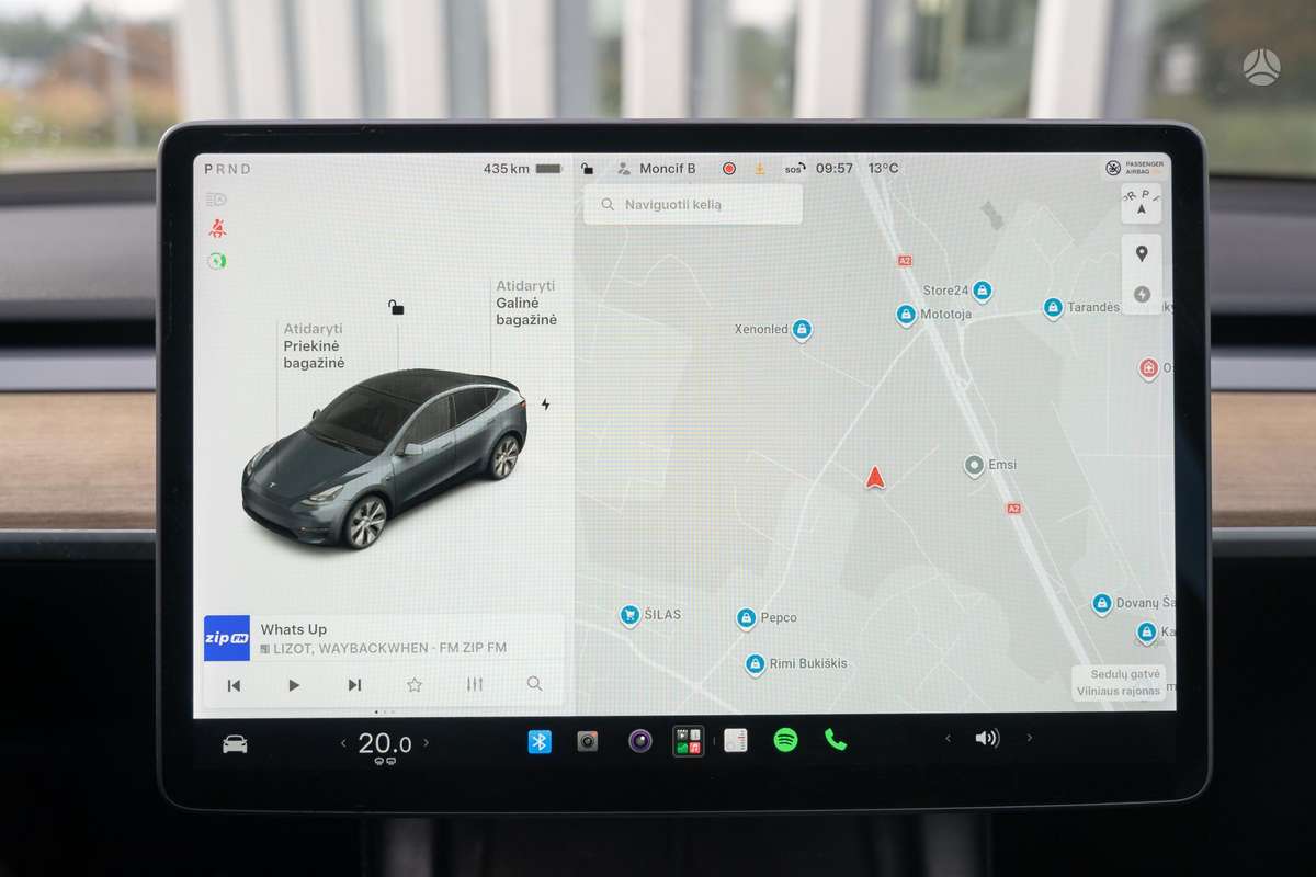Tesla Model Y, 75 kWh, off-road / crossover