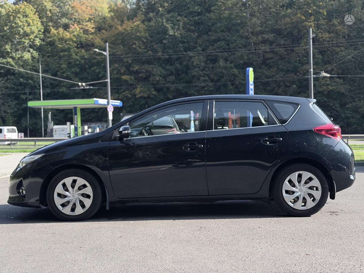 Toyota Auris, 1.6 l., hatchback